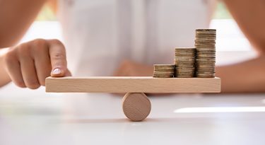 Striking the perfect balance: Director’s salary and dividends for 2023/24